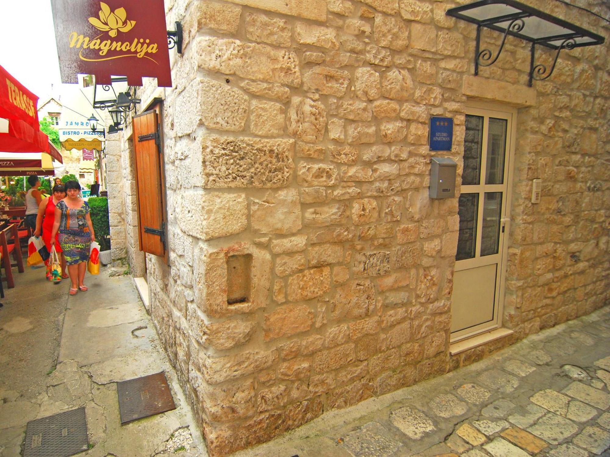 Studios Magnolia Trogir Exterior foto